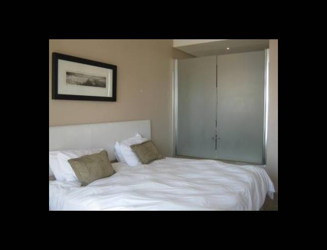 3 BEDROOM APARTMENT TO LET IN POINT WATERFRONT